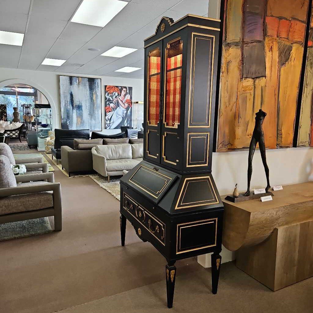 AUFFRAY Furniture Co. NYC Custom Lighting, Interior Upholstery by Colefax & Fowler of England