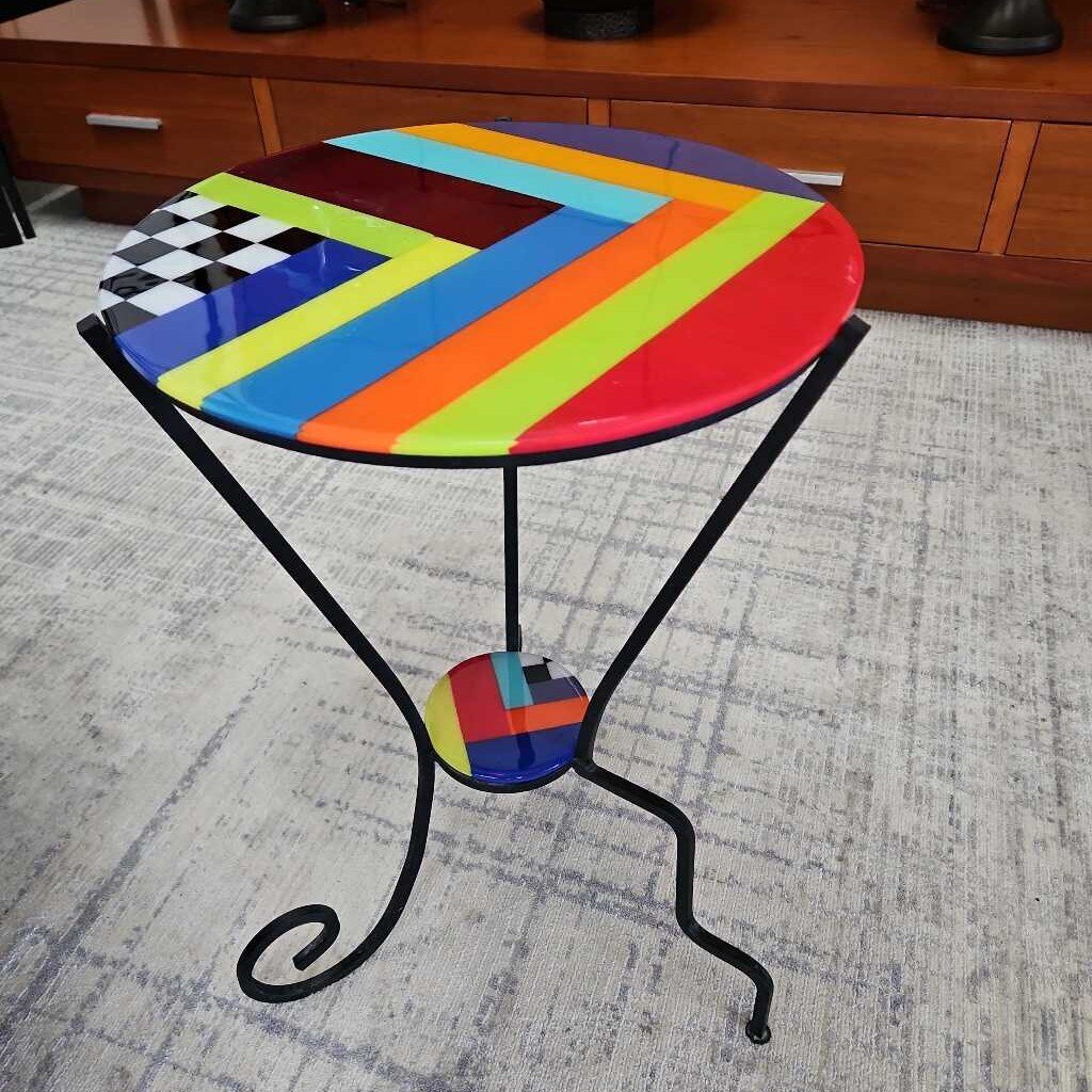Vibrant Accent Tbl., Geometric Pattern, Blk Bs. 14.5 Dia 22.75H