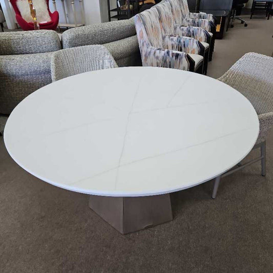 Castelle Outdoor Dining Table, White Concrete Top w/ Hexagon Metal Base 50.5 Dia. 28.5H