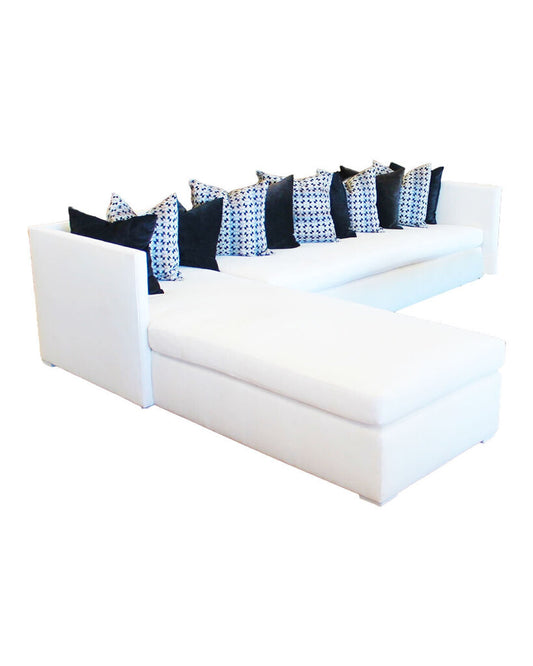 Meredith Baer Camden White 2pc Sectional w/Pillows 11'W 8'D 31.5H - AS IS