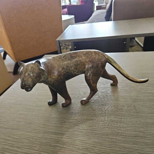 Signed Loet Vanderveen Ltd. Ed. 404/750 Bronze Tiger Sculpture 10 x 3 x 5.75H
