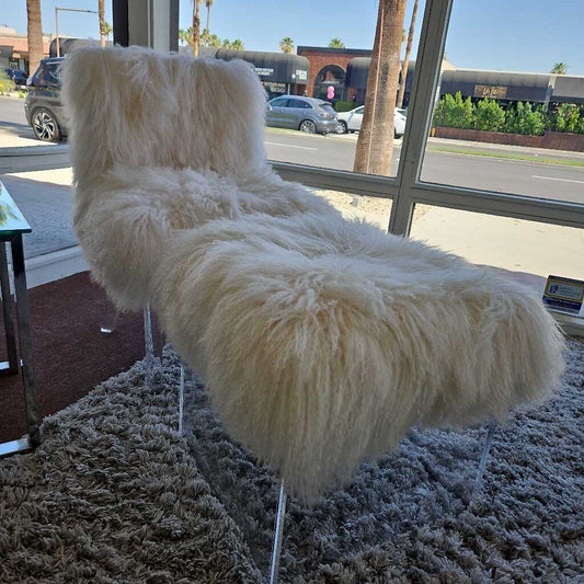 Modern Sheepskin Uphol. Accent Chair & Ottoman w/Lucite Legs 25W 26D 33H