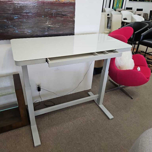 Tresanti Coastal Desk, White Glass Top, Monitorized Height Adjustment, Integrated USB Charging Ports 47.5W 23.75D 31.5H