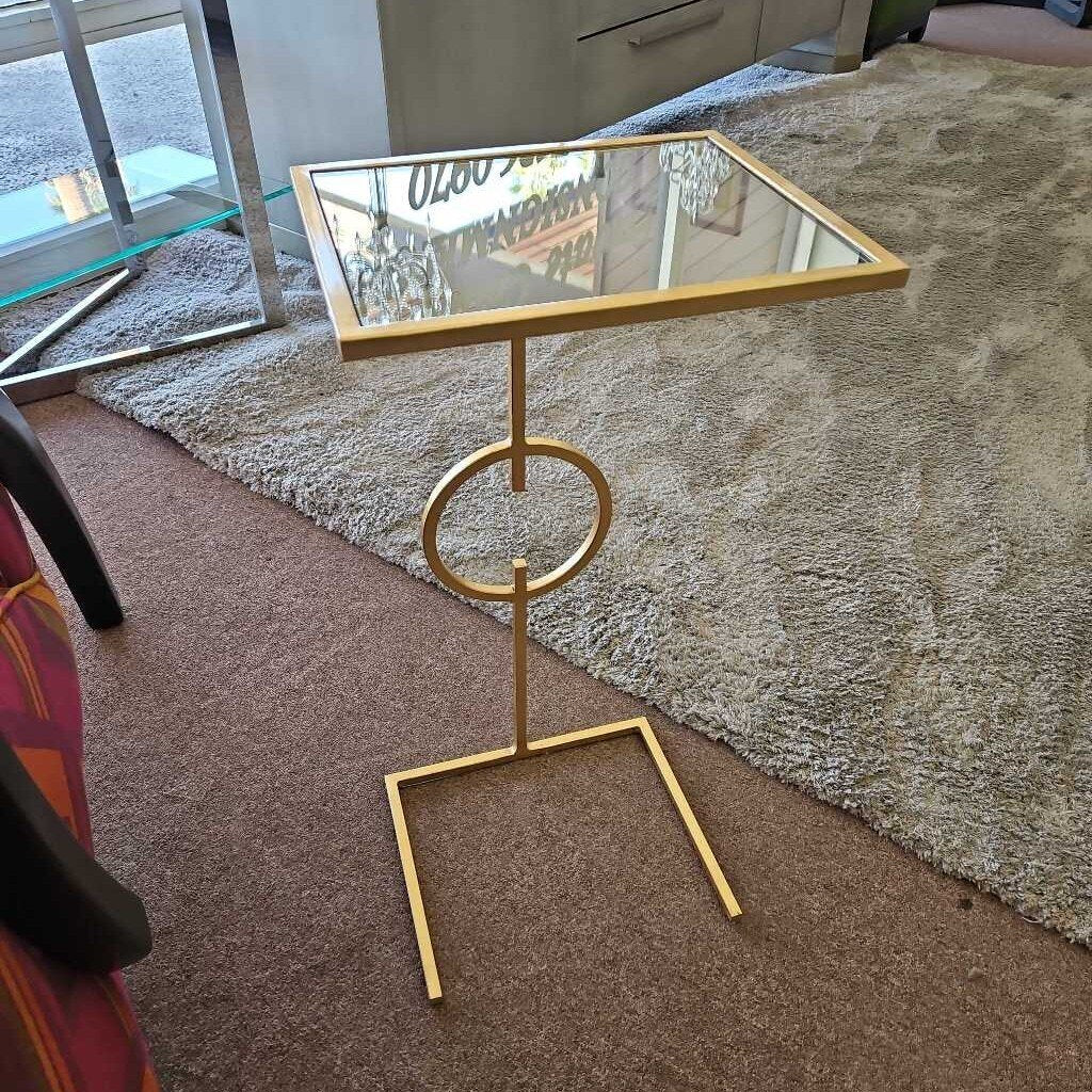 Worlds Away Georgia Cigar Table, Gold Leaf, Geometric Detail 12W 10D 26H