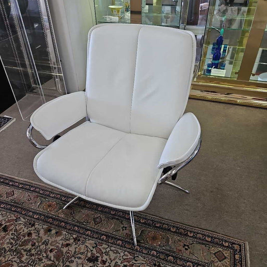 Stressless City Low Back Batick Chair, Snow Chrome Bse Leather, Recliner 32W 33.5D 34H