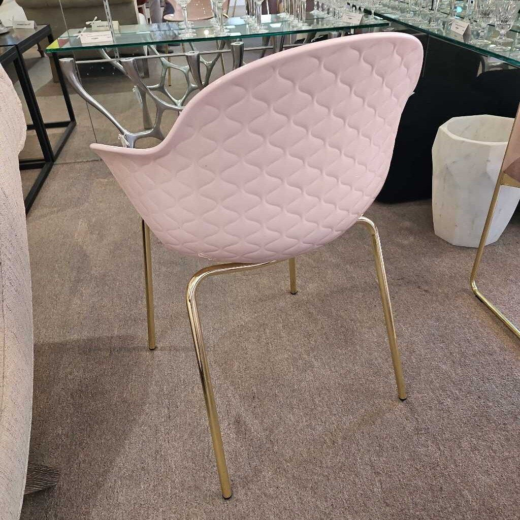 Calligaris Saint Tropez Chairs, Pale Pink, Quilted Backrest, Gold Finish Metal Base (SET OF 6) 22.25 x 20 x 32