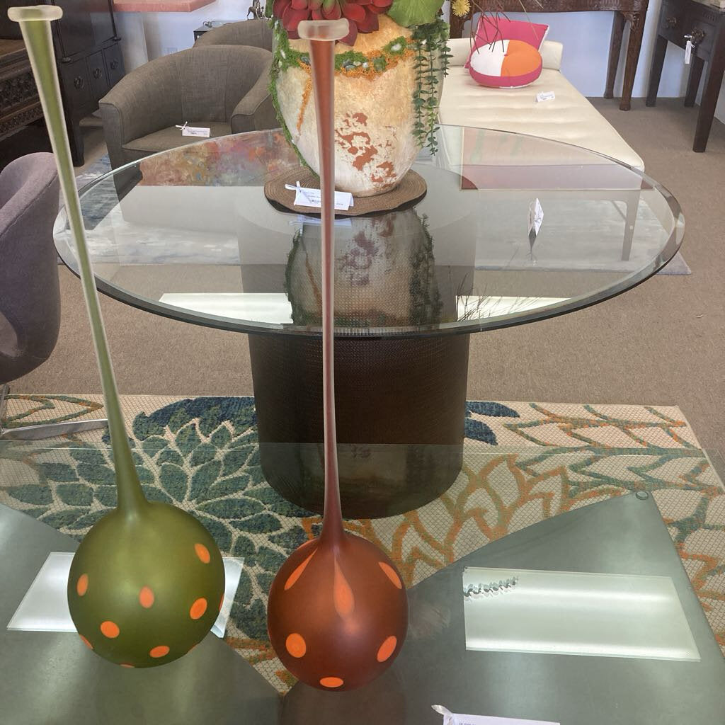 Signed Robert Wynne Hand-Blown, Polka-Dot Art Glass, Bulbous w/Long Neck Vase 29.5H